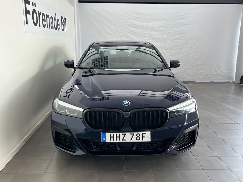 Bild 2 av BMW 530e xDrive Sedan 4,95 ränta M Sport Drag HiFi Rattvärme