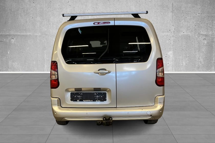 Bilde 4 av Toyota ProAce City (L2) 1.5 D Aut. Comfort/sideh. bakd./2 skyvedører/krok
