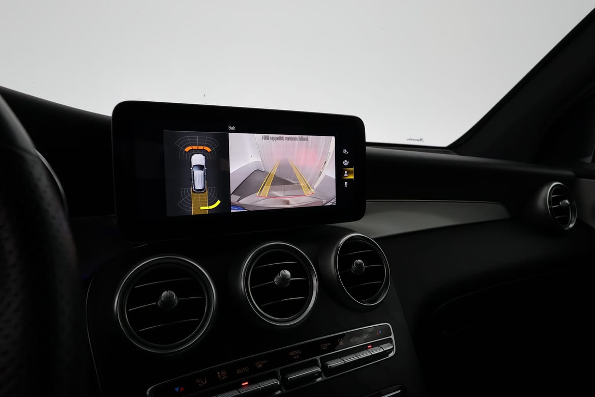 Mercedes-Benz GLC 2021 - miniatyr 14