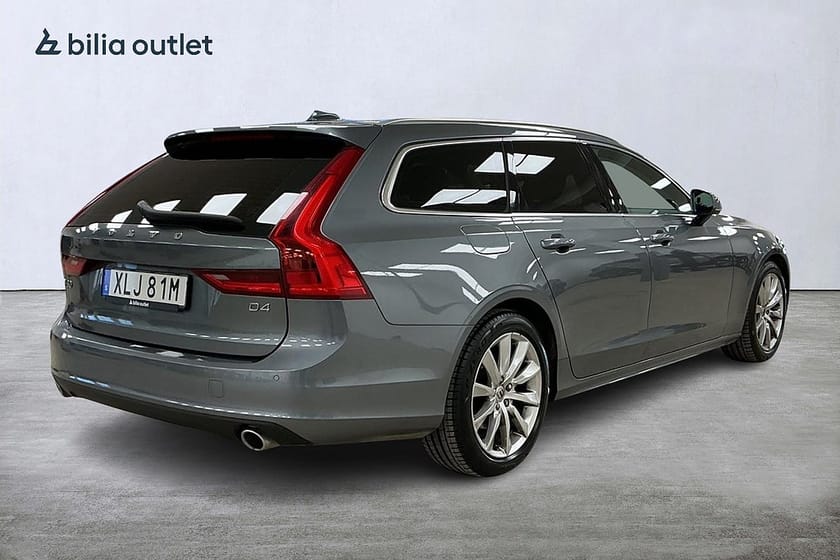 Bild 5 av Volvo V90 D4 Momentum SE II Teknikpkt Navi Kamera BLIS VOC