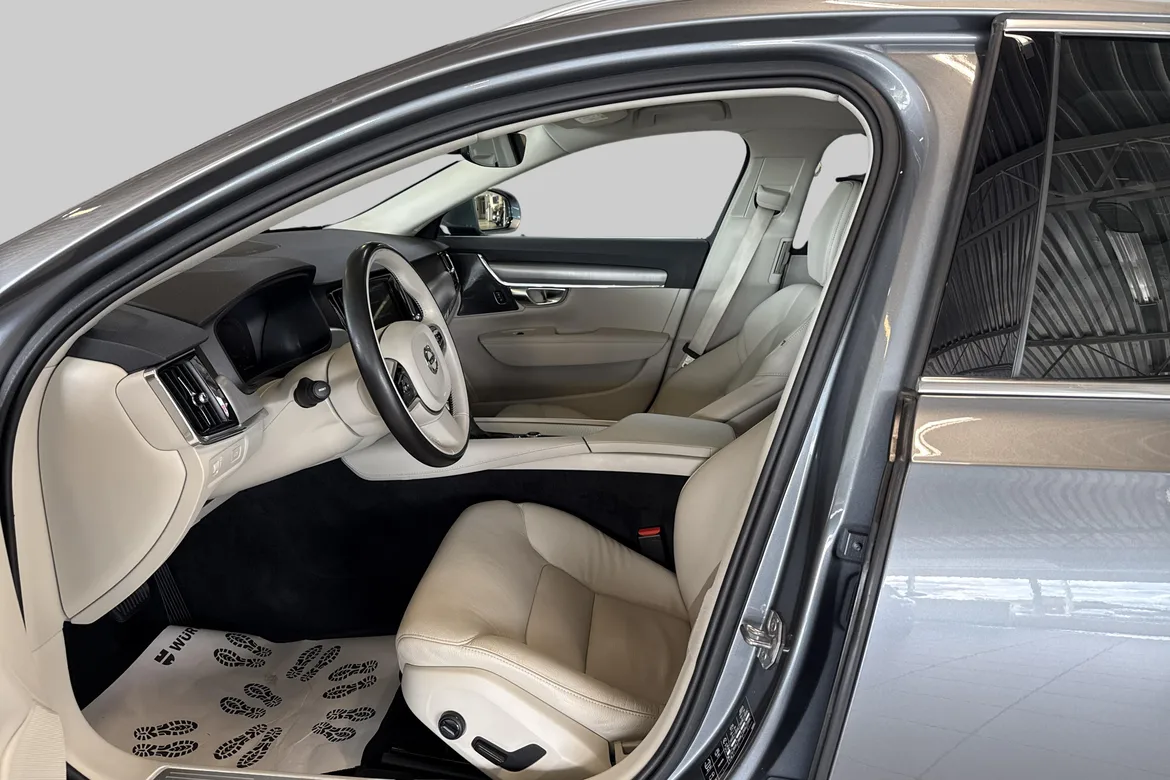 picture of a car