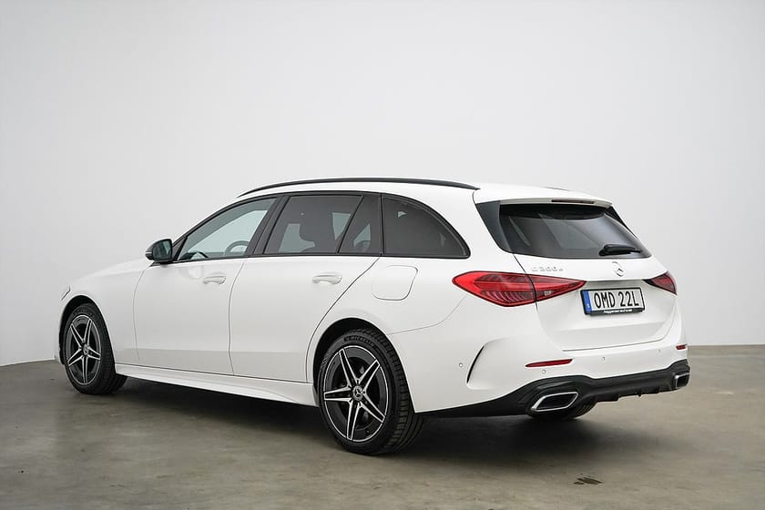 Bild 4 av Mercedes-Benz C 300 T e C300 / 313hk / AMG / Moms / 360°