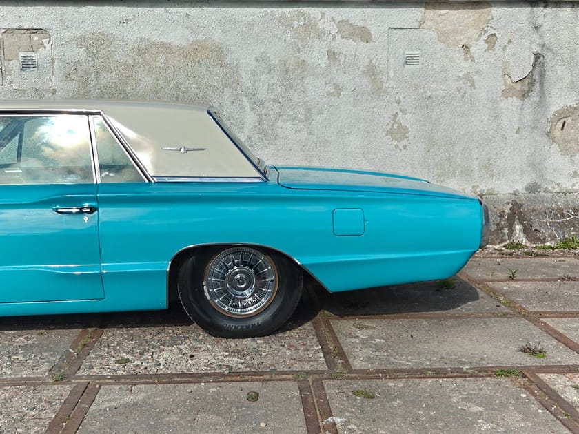 Bild 4 av Ford Thunderbird Hardtop 6.4 V8 Cruise-O-Matic, 304hk