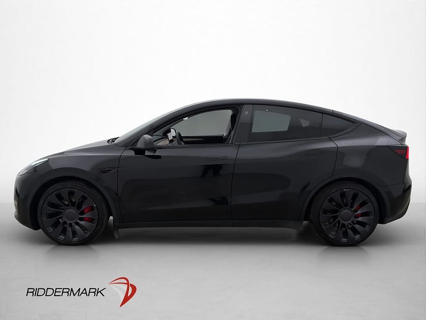 Bild 5 av Tesla Model Y Performance Drag MOMS Pano Skinn SV-Såld