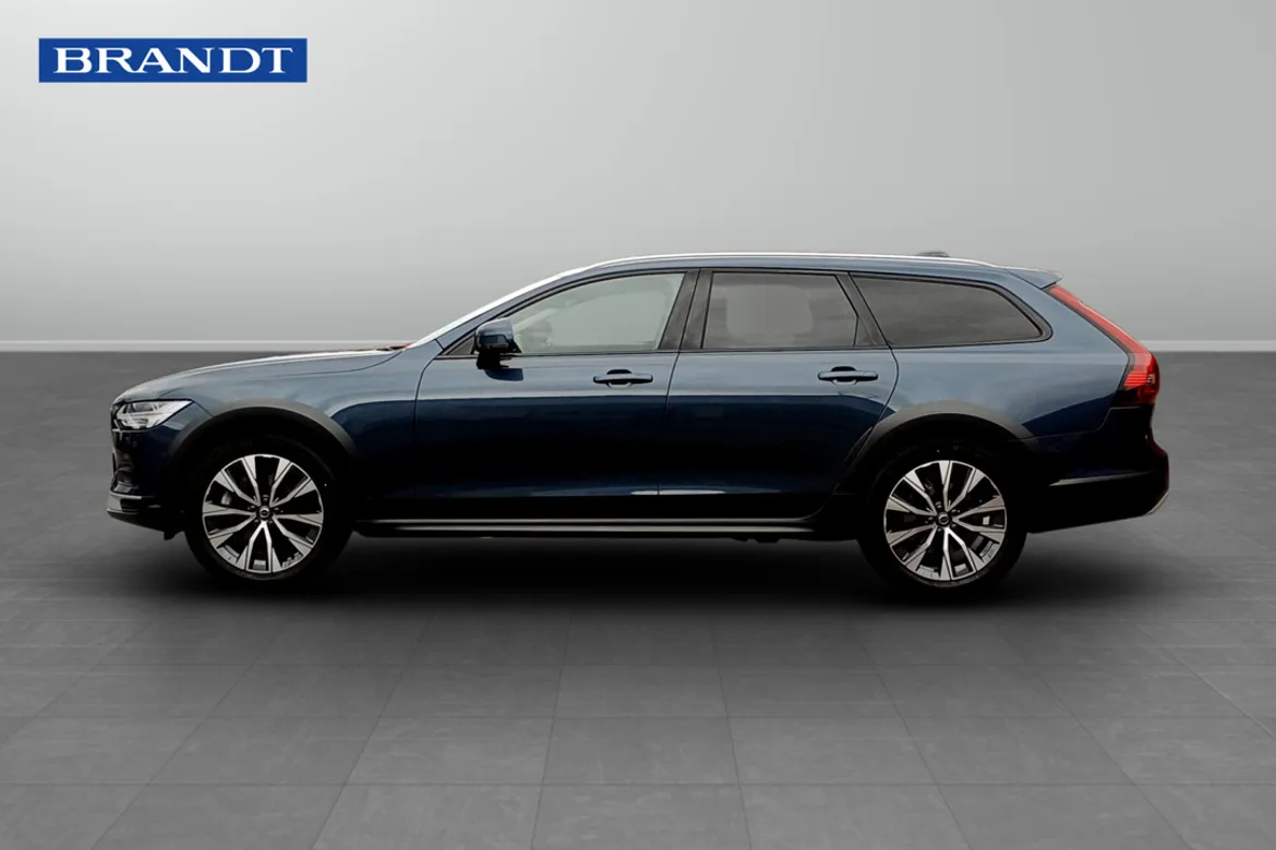 Volvo V90 Cross Country