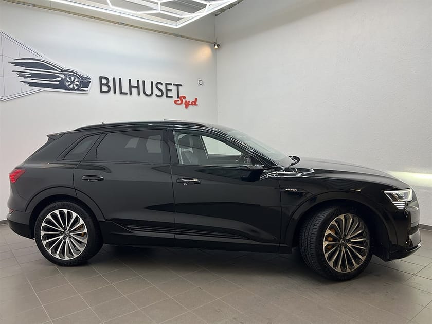 Bild 2 av Audi e-tron 55 quattro 408hk Pano/Navi/Krok/HUD/360/Luft/Matrix