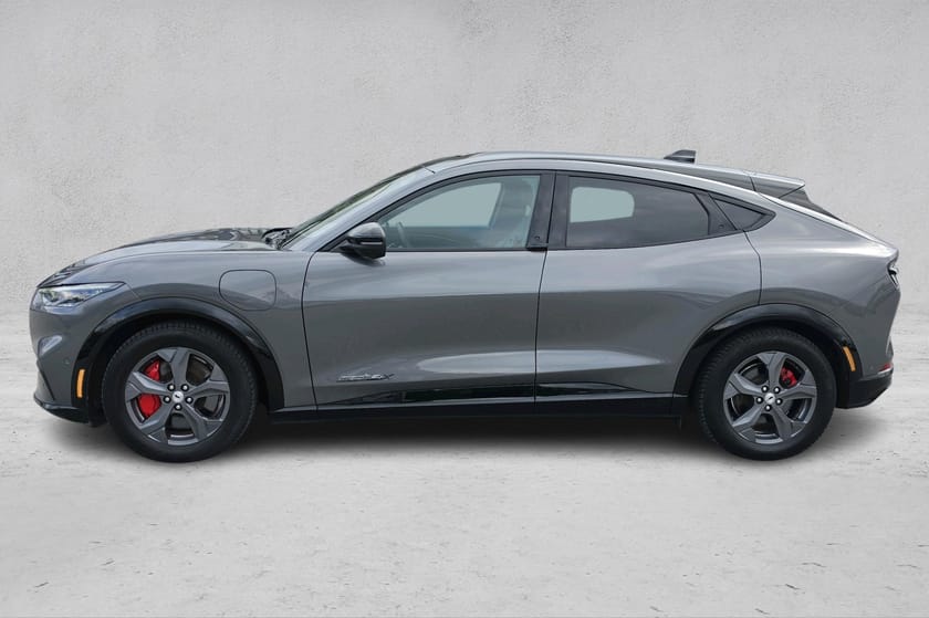 Bilde 2 av Ford Mustang Mach-E Long Range AWD Range/540KM WLTP/AWD/R.kamera/Skinn/Carplay++