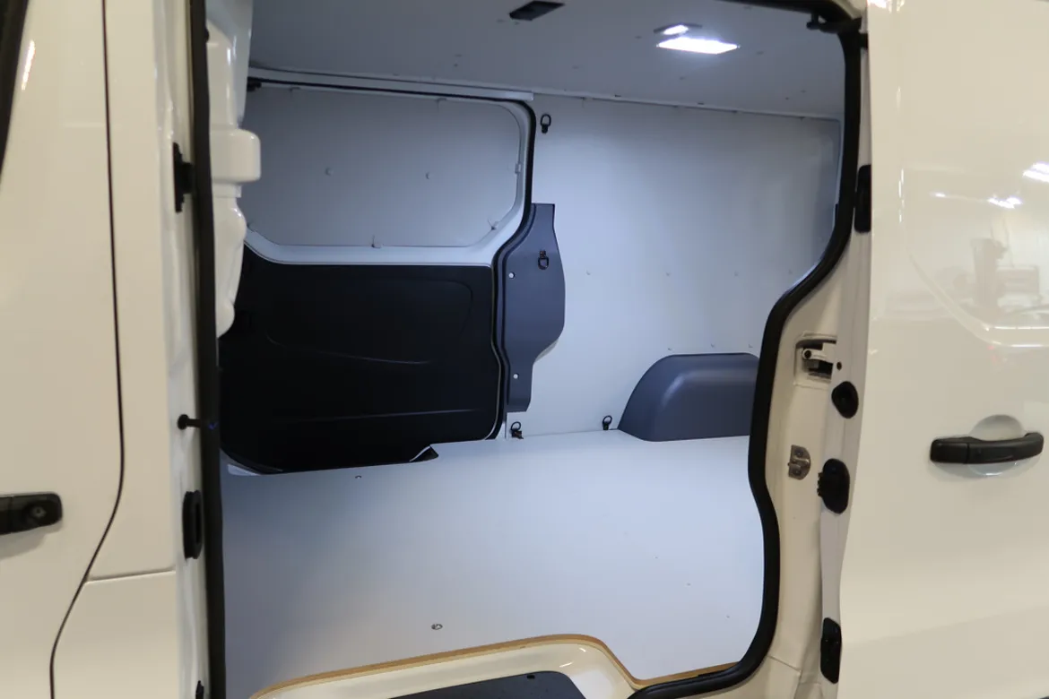 Renault Trafic Skåpbil