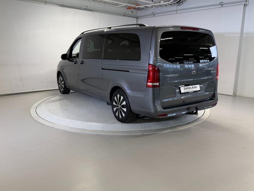 Bilde 4 av Mercedes-Benz Vito Tourer 119 CDI 4x4 3.2t V119 190hk 9-Seter Cruise/Skinn/Kam/Krok/Dab