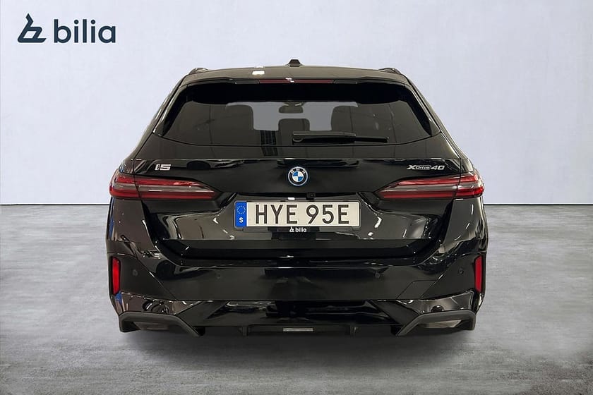 Bild 4 av BMW i5 xDrive40 Touring M-sport Pro | H&K | Innovation | Drag