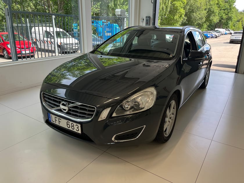 Bild 2 av Volvo V60 T4 Momentum Aut