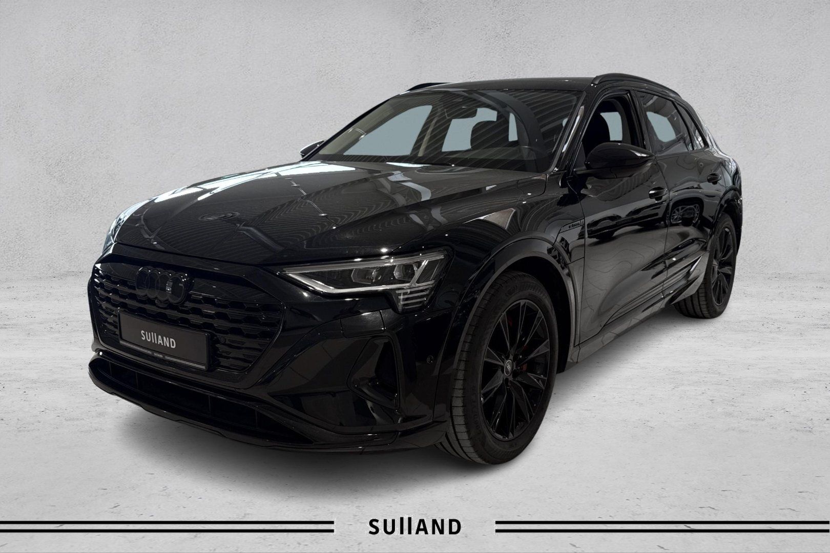 Audi Q8 50 e-tron quattro