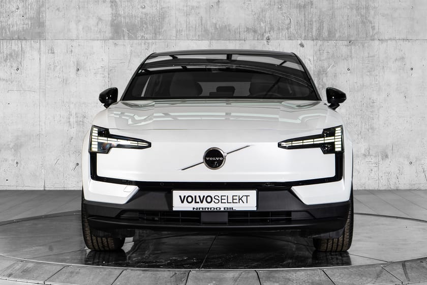 Bilde 4 av Volvo EX30 Twin Motor Performance Ultra AWD / 20" Felger / HarmanKardon /360