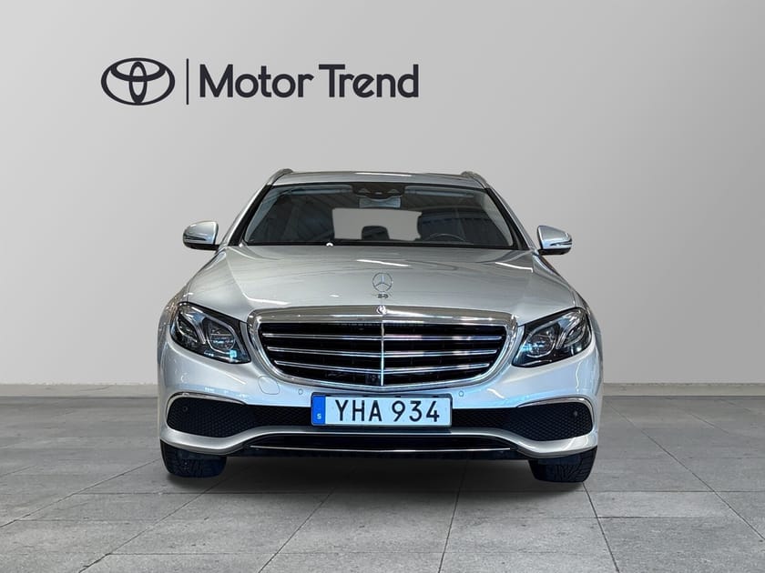Bild 5 av Mercedes-Benz E 220 T d Exclusive Widescreen Drag Vhjul