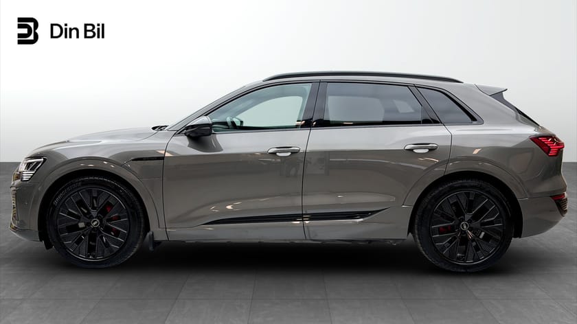 Bild 2 av Audi Q8 55 e-tron quattro S-Line Edition Läder S-Sportsäten Drag