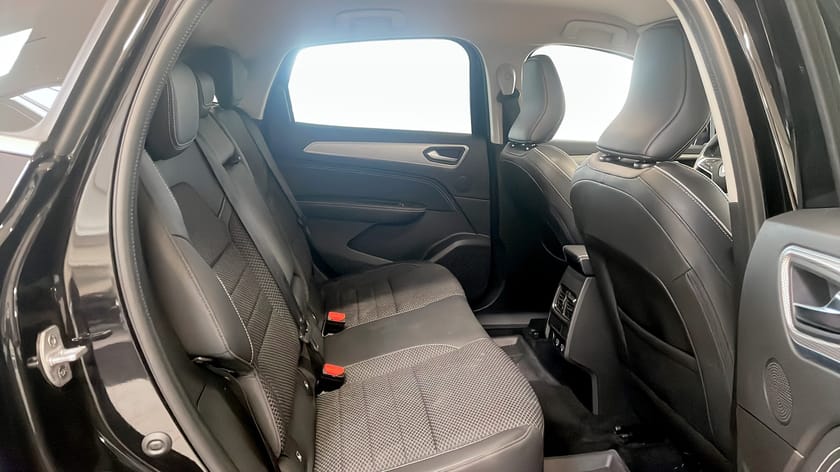 Bild 5 av Renault Arkana E-TECH 145 MultiMode 143Hk / Kamera / Dödavinkeln