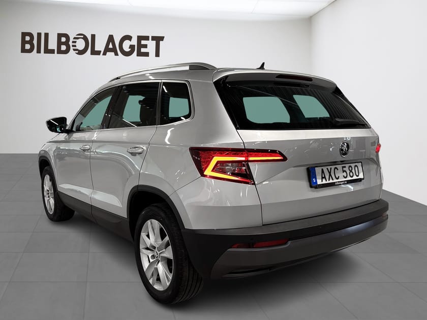 Bild 3 av Škoda Karoq 2.0 TDI DSG 4x4 Style Drag Läder Navi Kamera Canton