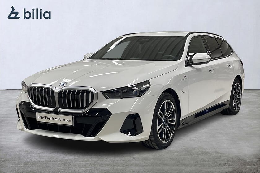 Bild 1 av BMW 530e xDrive Touring M-Sport | Drag | H&K | Aktiv farth. | Backkamera
