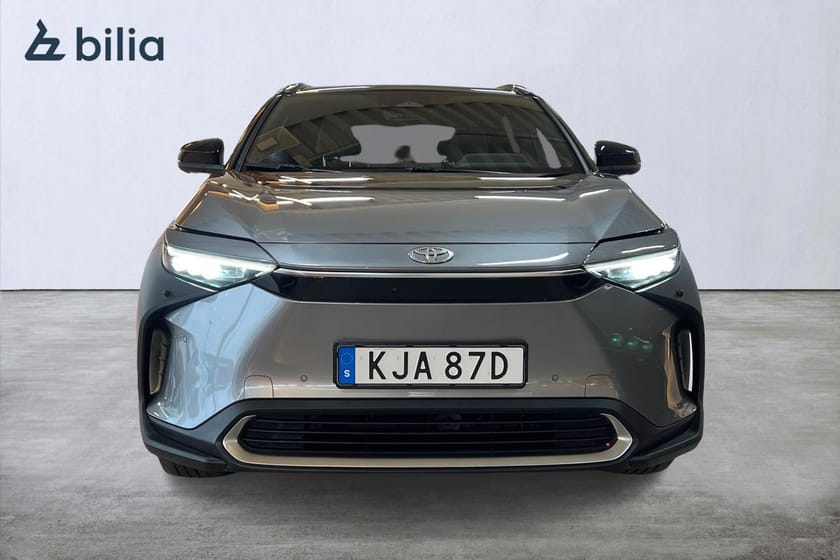 Bild 3 av Toyota bZ4X AWD EXECUTIVE 20 JBL PANORAMAGLASTAK BI-T