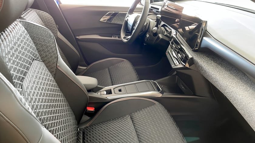 Bild 3 av Renault Clio TECHNO TCE 115 EDC