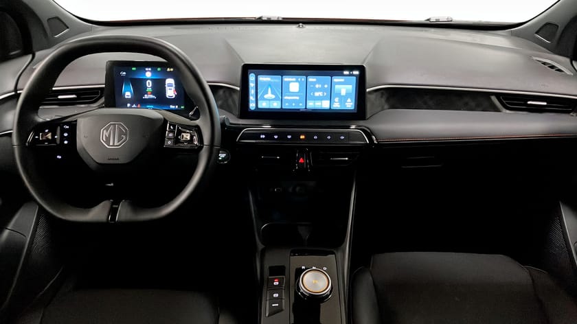 Bild 4 av MG 3 Hybrid+ LUX HEV 1.5 AT DIAMOND RED |Carplay|Navi|360°|MOMS