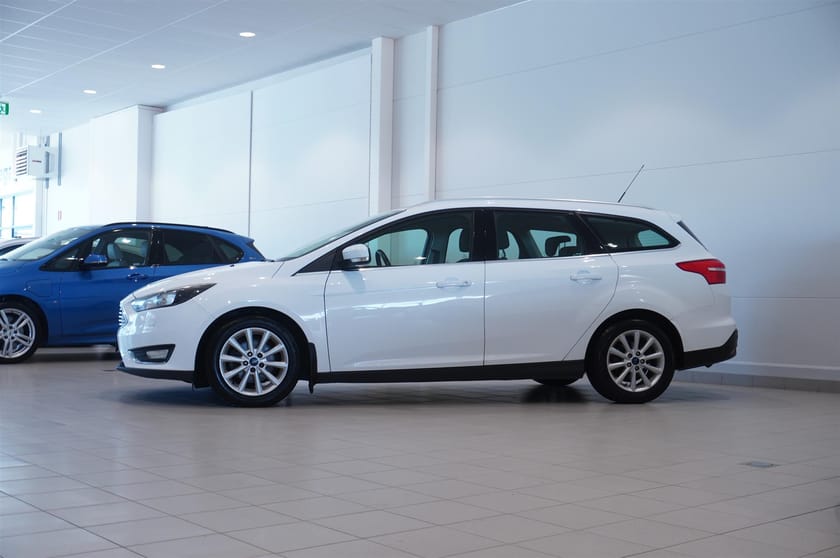 Bild 4 av Ford Focus Kombi 1.0 EcoBoost Titanium Drag Kamrem Bytt