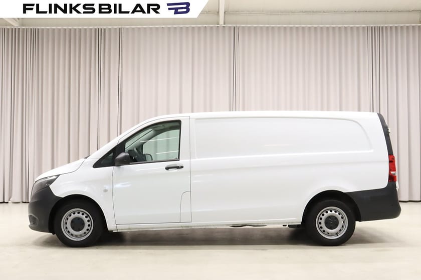 Bild 1 av Mercedes-Benz Vito 111 CDI 2.8t Lång Drag Värmare Backkamera P-Sensor