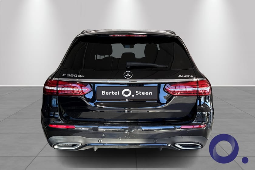 Bilde 5 av Mercedes-Benz E 300 T de 4MATIC 300de Plug-In AMG || Nattpakke || Distronic Plus