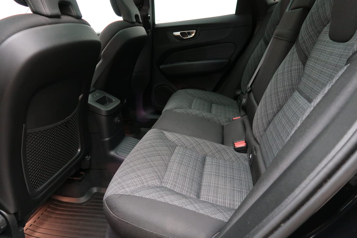 Volvo XC60 2025 - miniatyr 5