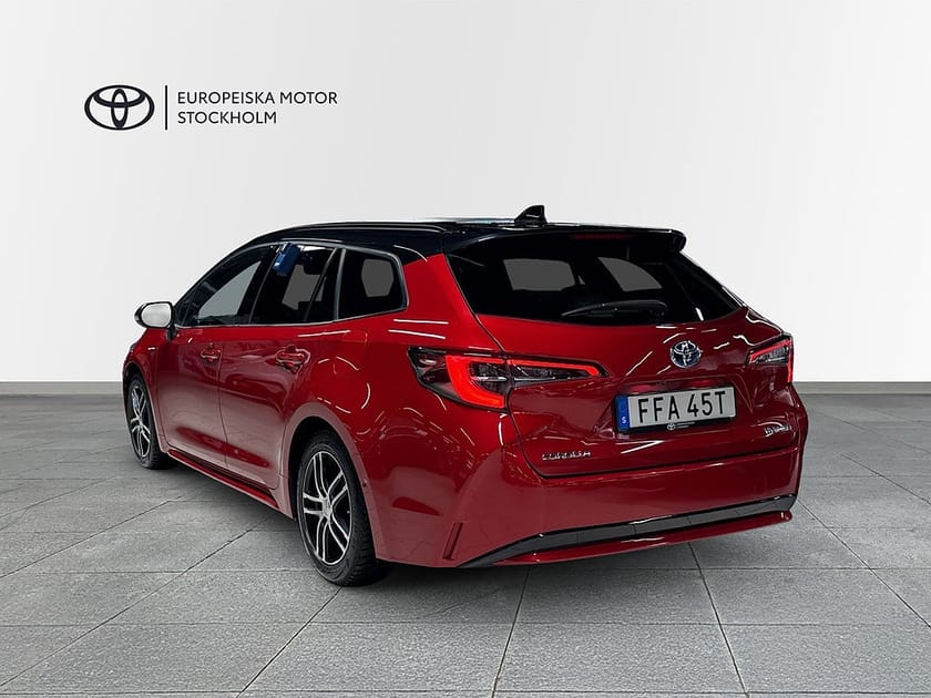 Bild 3 av Toyota Corolla Touring Sports Hybrid 1.8 HSD TS Style Teknikpaket Bi-Tone / V-Hjul