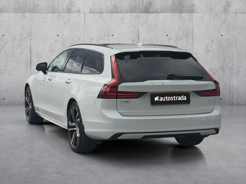 Bilde 3 av Volvo V90 Luft|Panorama|H. feste|H&K lydanlegg|20"Alu
