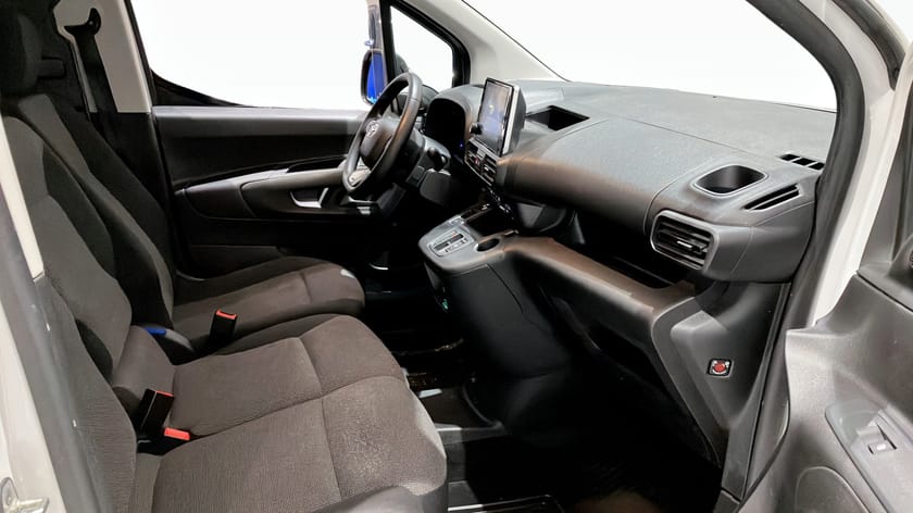Bild 3 av Toyota ProAce City Electric 50KWH DRAG