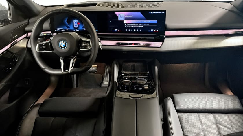 Bild 4 av BMW 530e xDrive Touring M Sport Pro Business Edition H&K DAP 360 Drag
