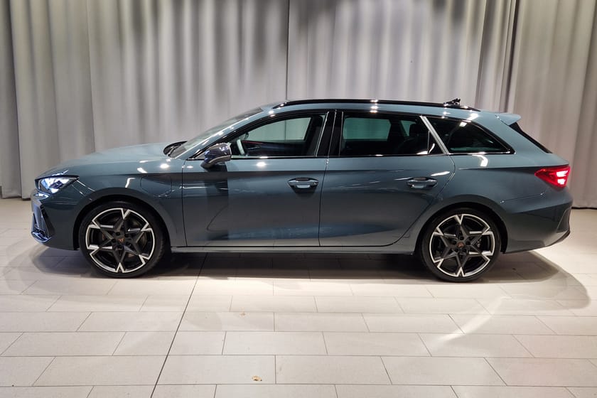 Bild 2 av CUPRA Leon Sportstourer VZ e-Hybrid 272hk