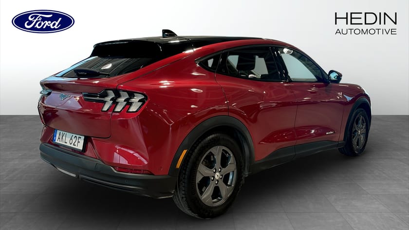 Bild 2 av Ford Mustang Mach-E Long Range RWD LR 610KM / Teknikpaket + / Panorama