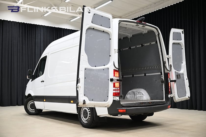 Bild 5 av Mercedes-Benz Sprinter 316 BlueTEC Skåpbil Automat|Drag|Värmare|Backkamera|EnÄgare|Kamkedja