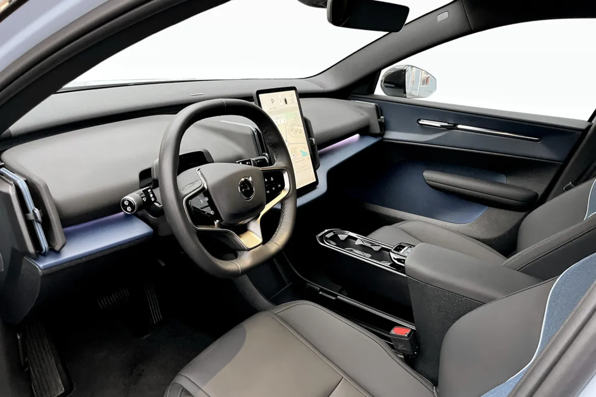 Volvo EX30 Twin Motor Performance