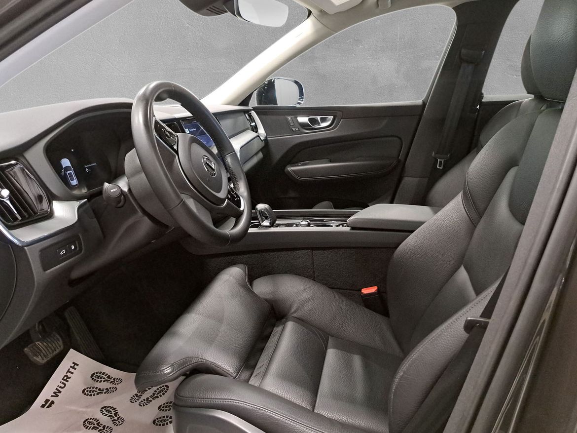 Volvo XC60 2023 - miniatyr 5
