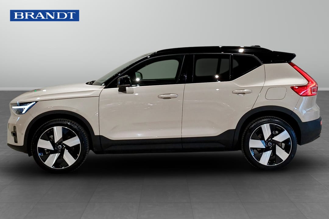 Volvo EX40 Twin Motor Performance