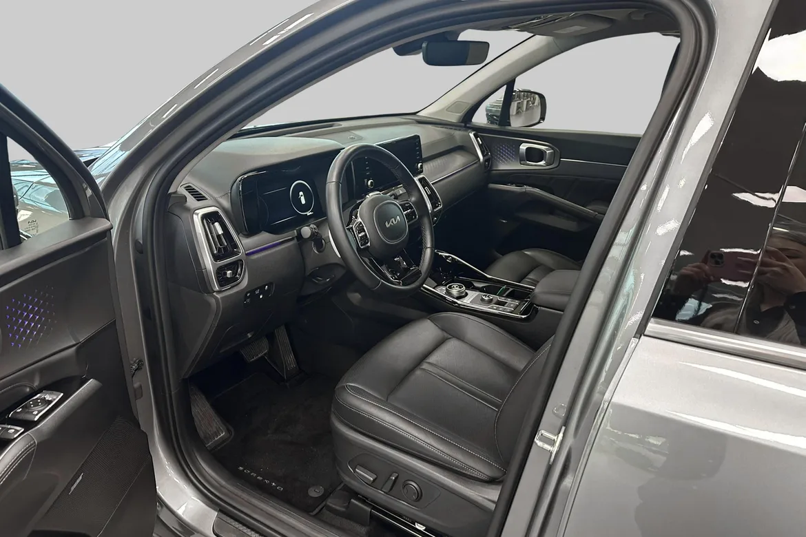 picture of a car