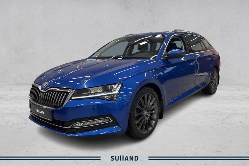 Bilde 1 av Škoda Superb Stasjonsvogn 200 HK 4X4, Krok, Webasto, 2200 kg hengervekt
