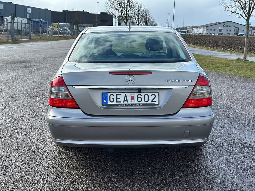 Bild 5 av Mercedes-Benz E 200 Kompressor 5G-Tronic Classic Euro 4