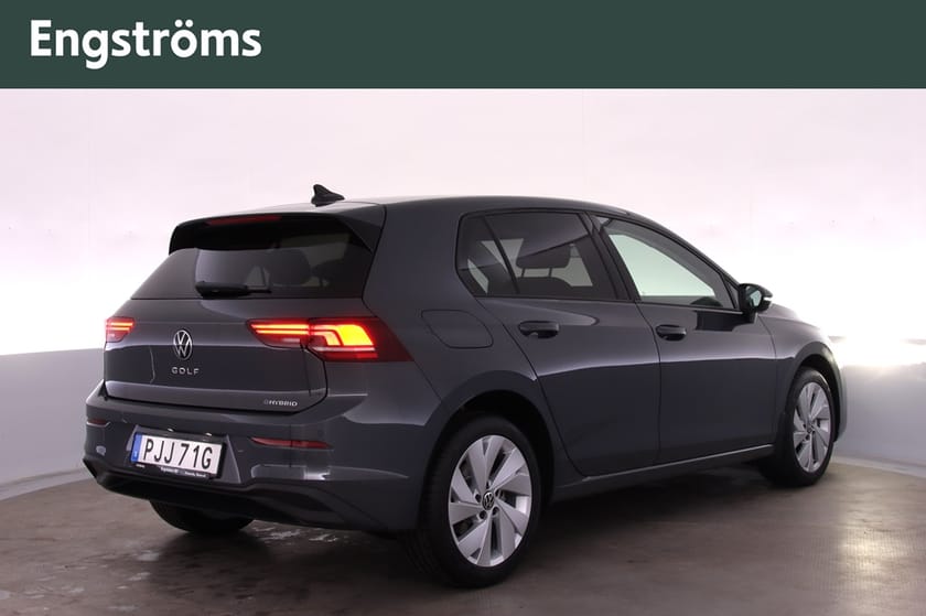 Bild 3 av Volkswagen Golf eHybrid 204hk Edition, Dragkrok