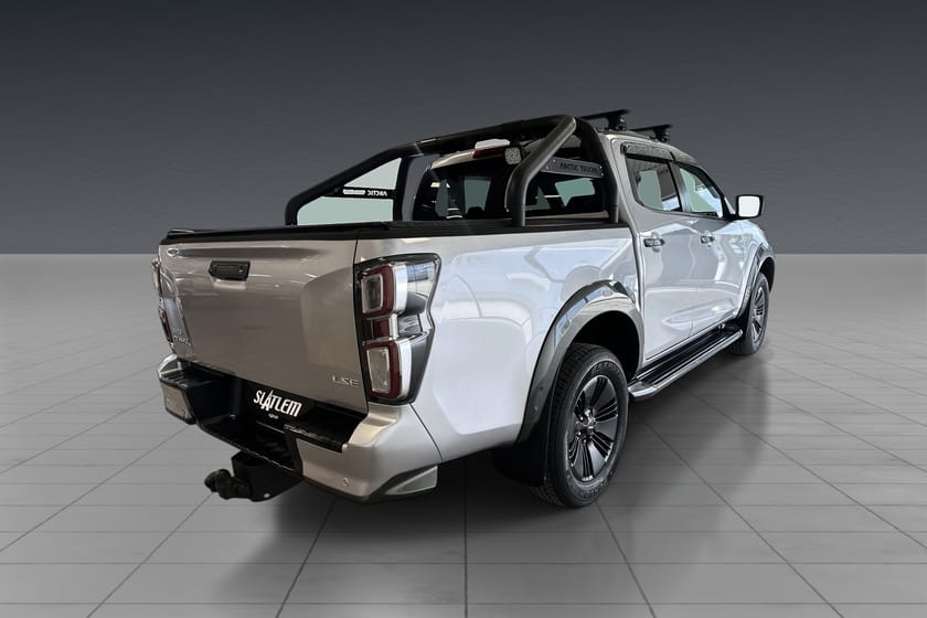 Bilde 5 av Isuzu D-Max Dobbelcab PREMIUM/DEFA/HJULBUELISTER/BØYLER/KAMERA/KROK