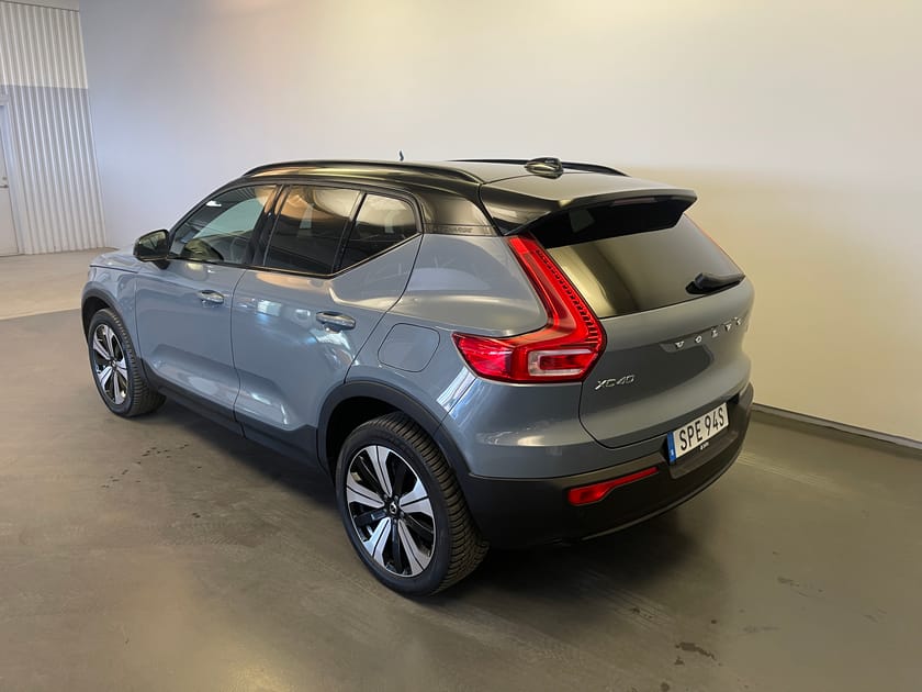 Bild 2 av Volvo XC40 Recharge Single Motor Core / Navigation / Backkamera / Metallic /