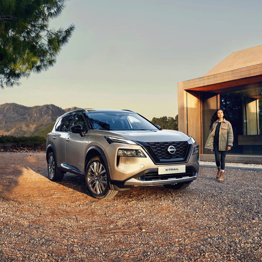 Bild 2 av Nissan X-trail E-Power Tre års serviceavtal ingår!