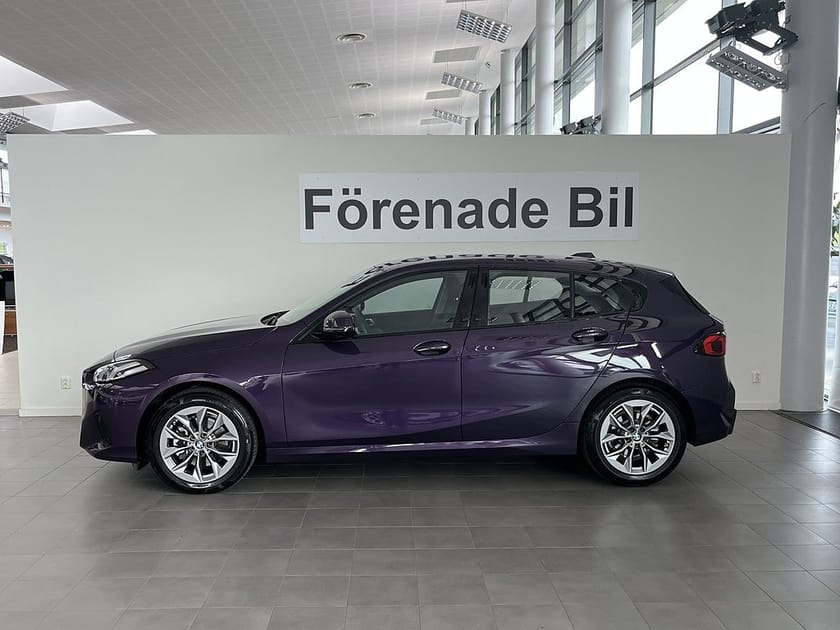Bild 3 av BMW 120 Nav Rattvärme 17" Drive/Park Assist Backkamera