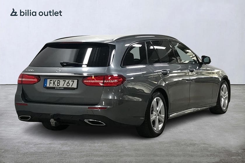 Bild 5 av Mercedes-Benz E 220 T d AMG 194hk Navi Burmester Drag Nightpkt 360°