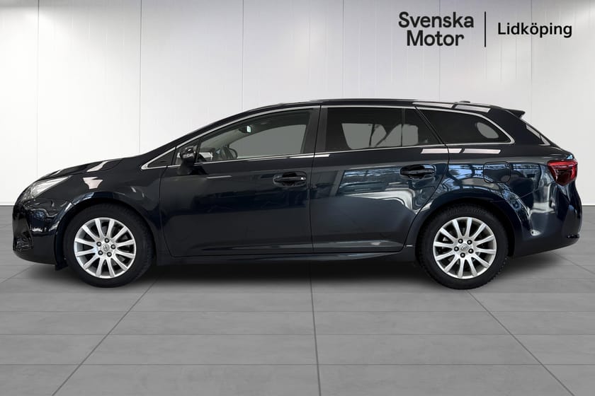 Bild 3 av Toyota Avensis Kombi 2.0 D-4D Manuell I Backkamera I GPS I Vinterhjul