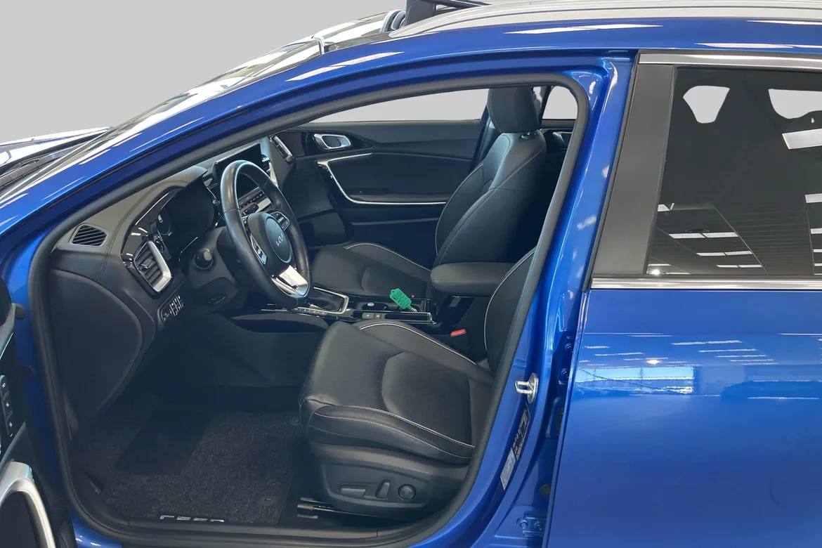 picture of a car